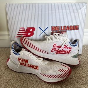 New balance mens running shoe